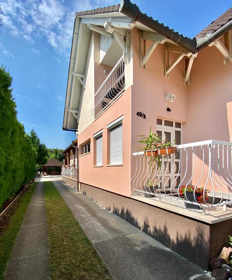 Vanessa Apartman Сиофок Екстериор снимка